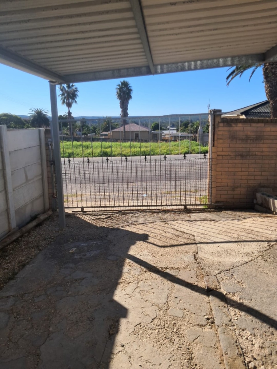 3 Bedroom Property for Sale in Heuwelkruin Eastern Cape